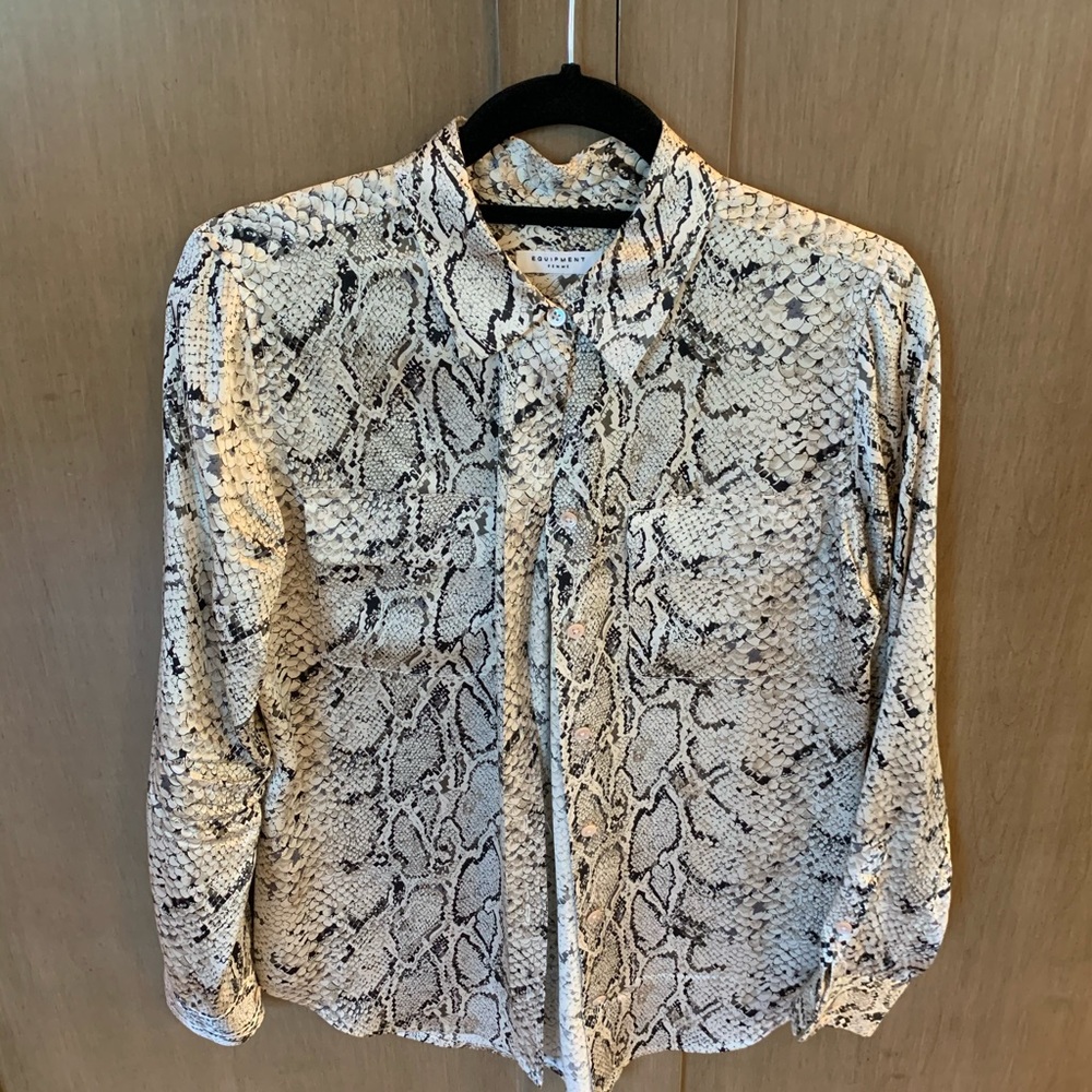 Equipment blouse